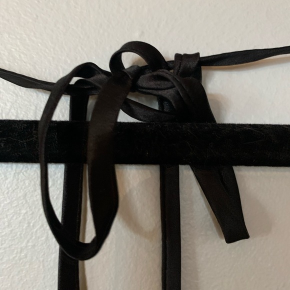 Top - Picture 5 of 8